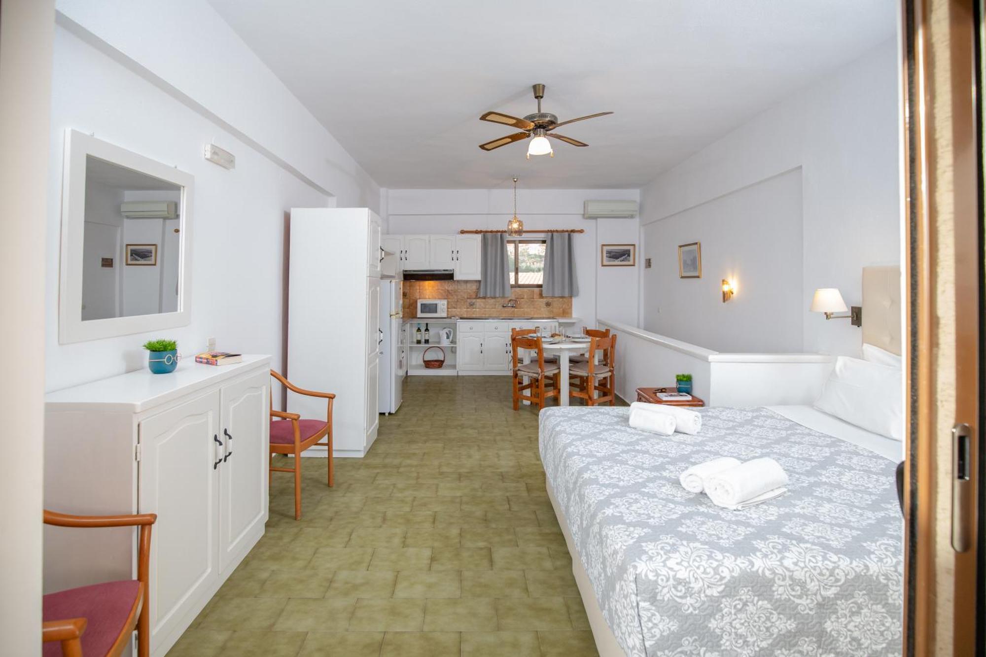 Ferma Solaris Apartments Agia Fotia  Esterno foto
